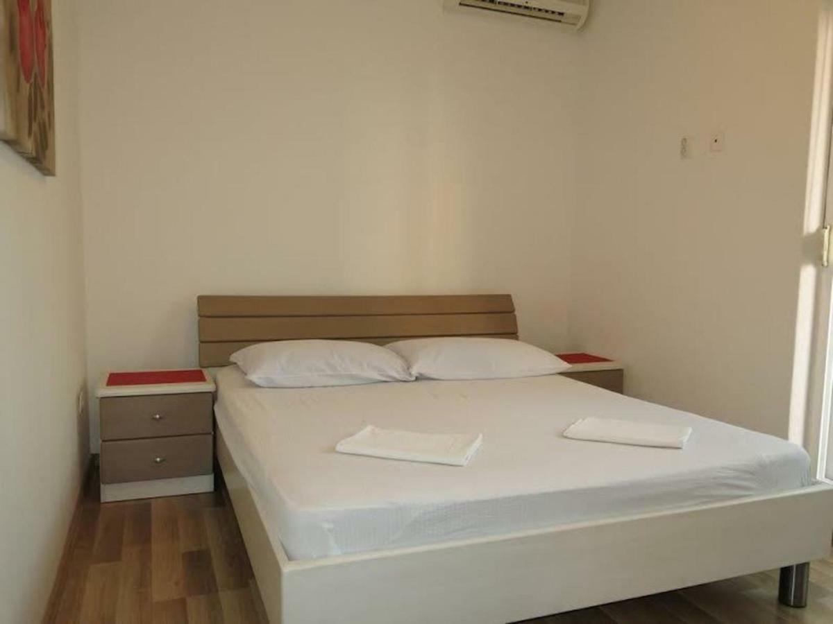 Apartments Elenora 브리스트 외부 사진
