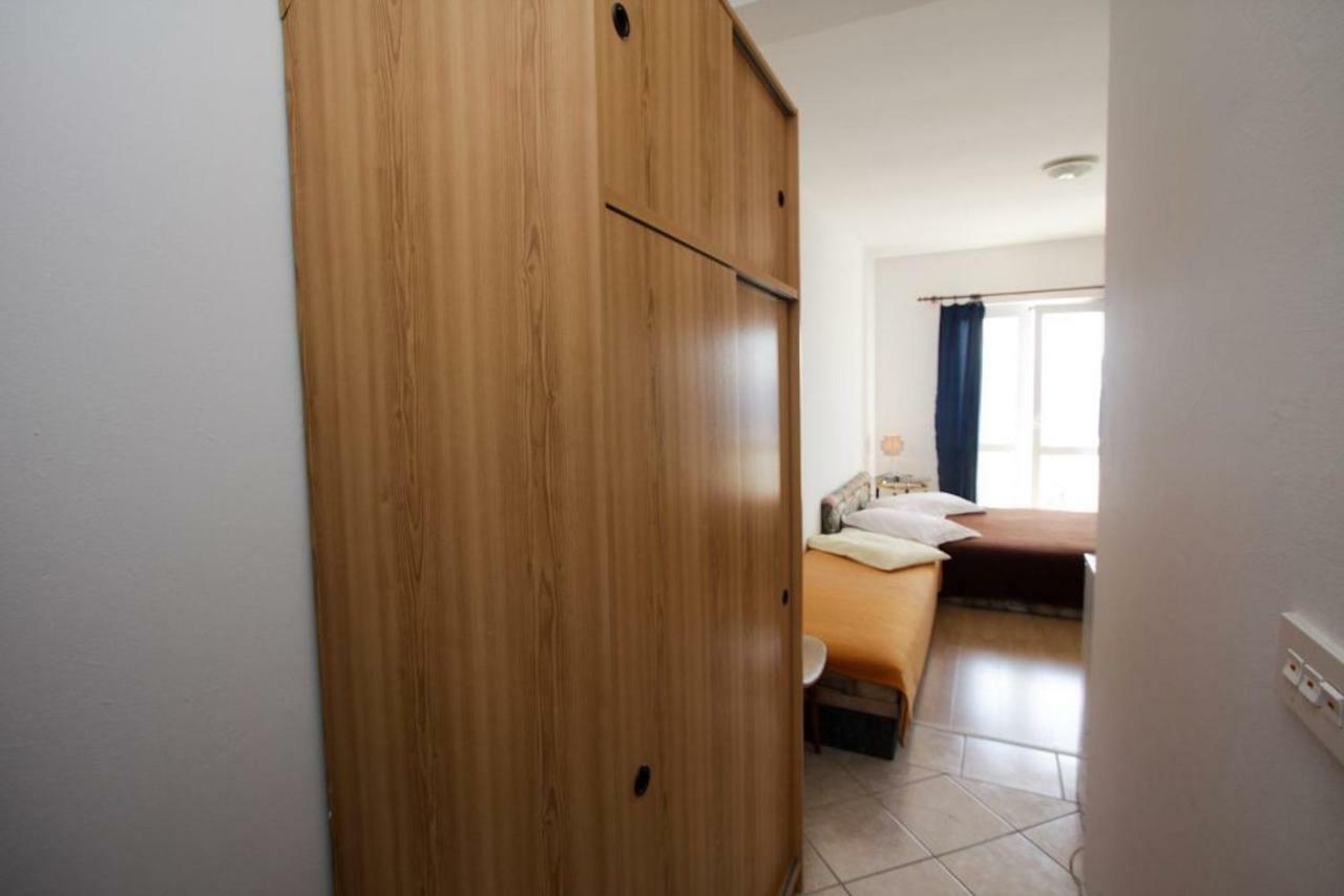 Apartments Elenora 브리스트 외부 사진